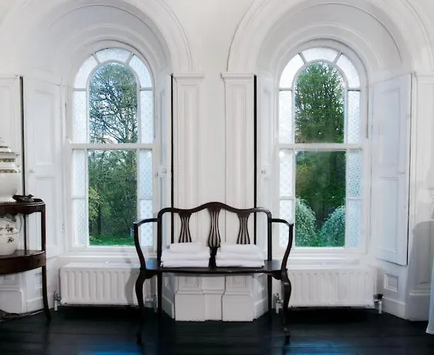 בית כפרי Rossnaree House סליין